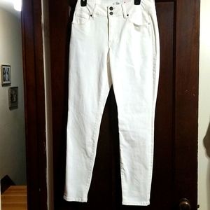 CAbi Cinch Skinny -White - 6